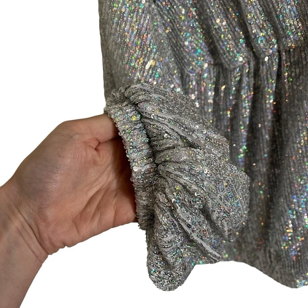 HOUSE OF CB‎ LONDON Verina Silver Iridescent Sequin Wrap Robe Dress
